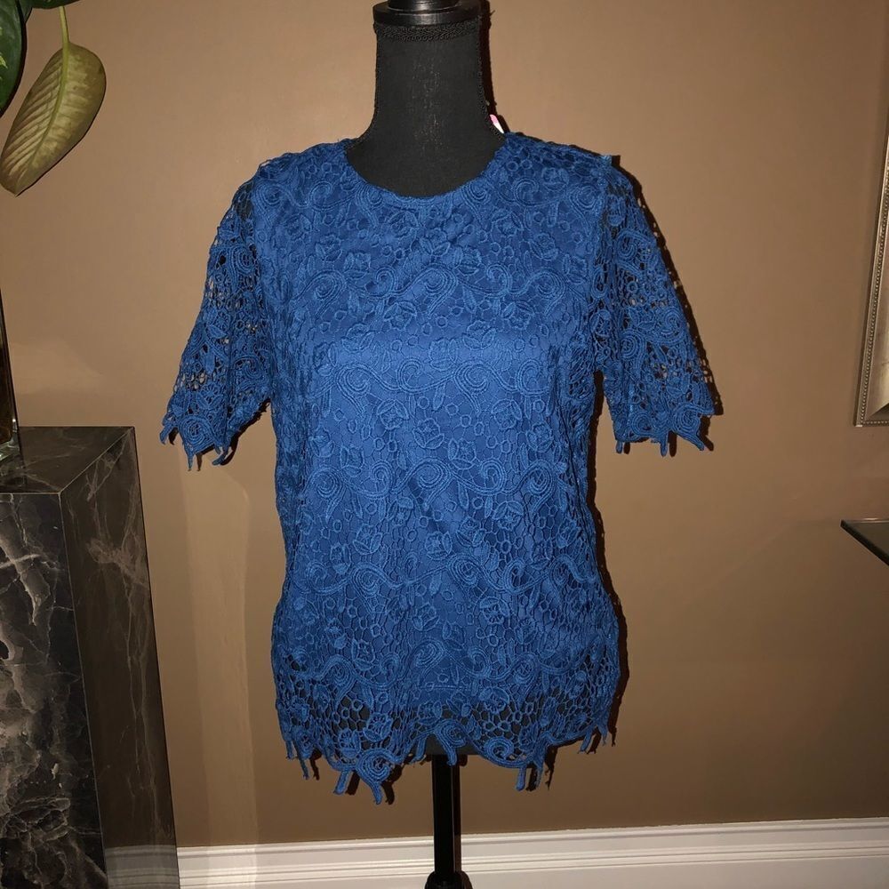 Philosophy Lacy Blouse NWT - Picture 2 of 5